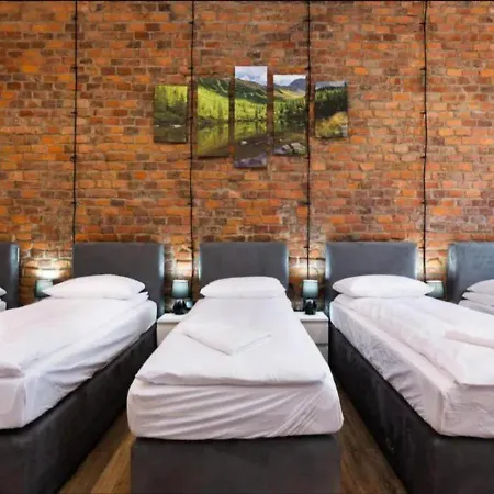Spacious Center Family Apartament *