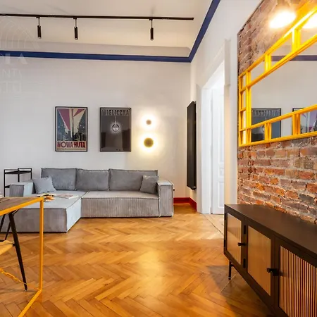 Apartman Spacious Center Family